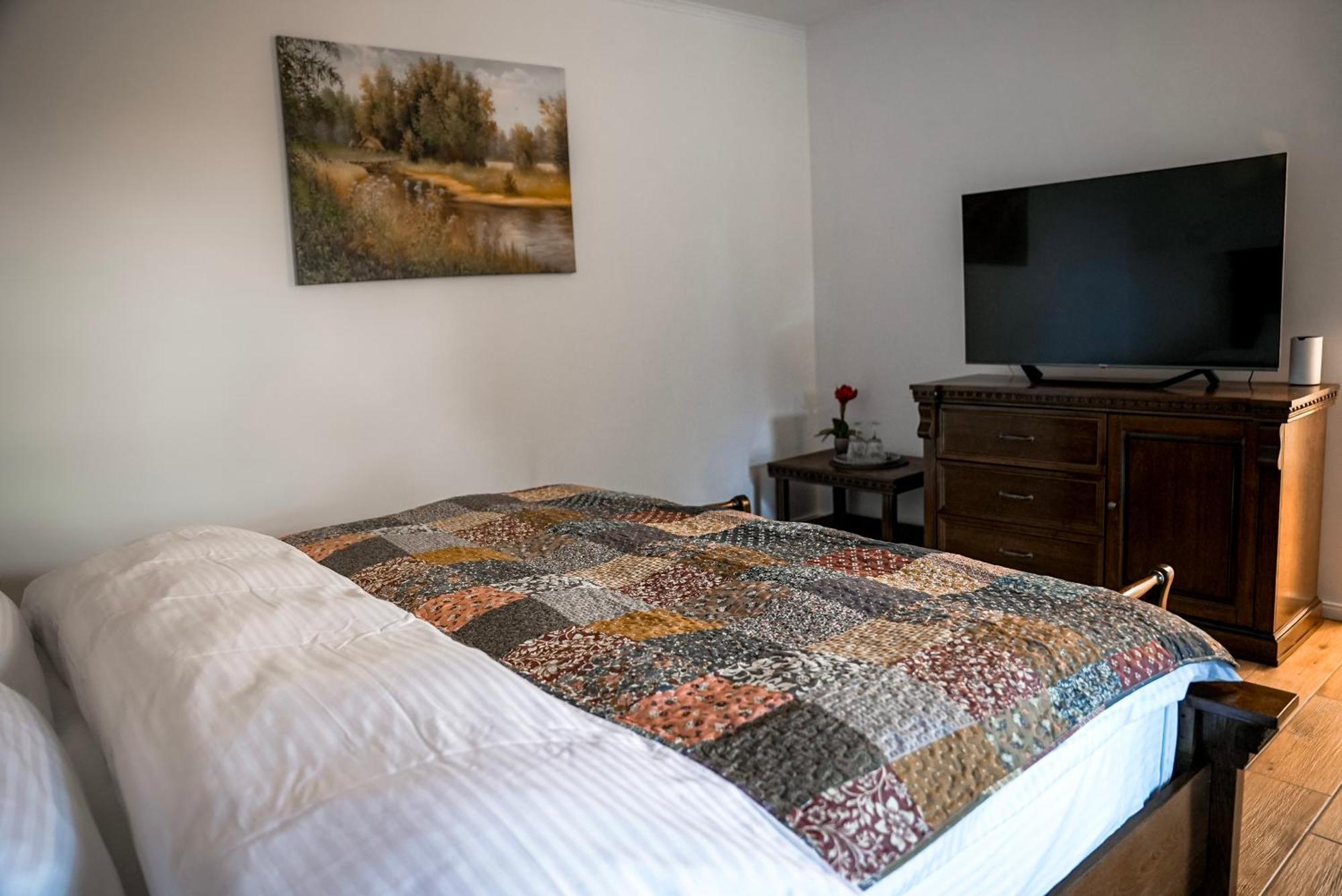 Bed and Breakfast Boutique Marlen Ghimbav Zewnętrze zdjęcie