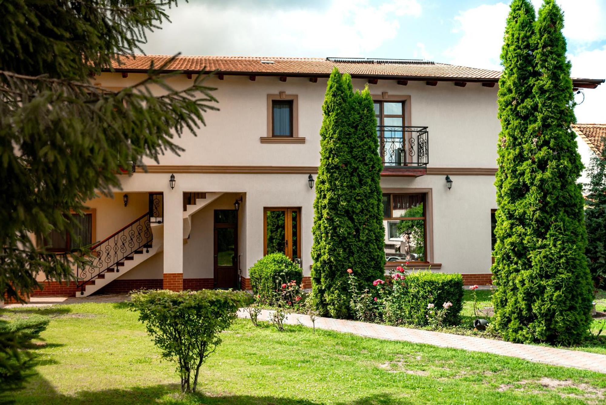Bed and Breakfast Boutique Marlen Ghimbav Zewnętrze zdjęcie