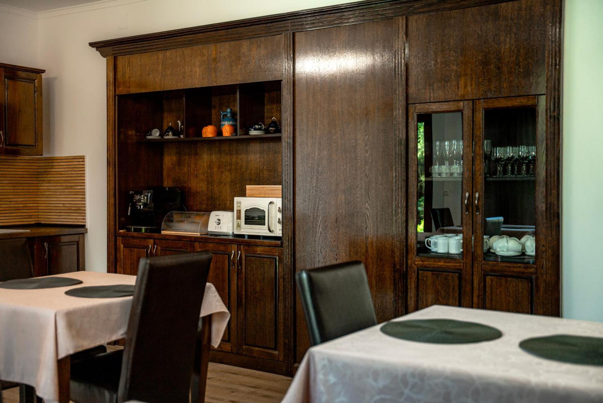 Bed and Breakfast Boutique Marlen Ghimbav Zewnętrze zdjęcie