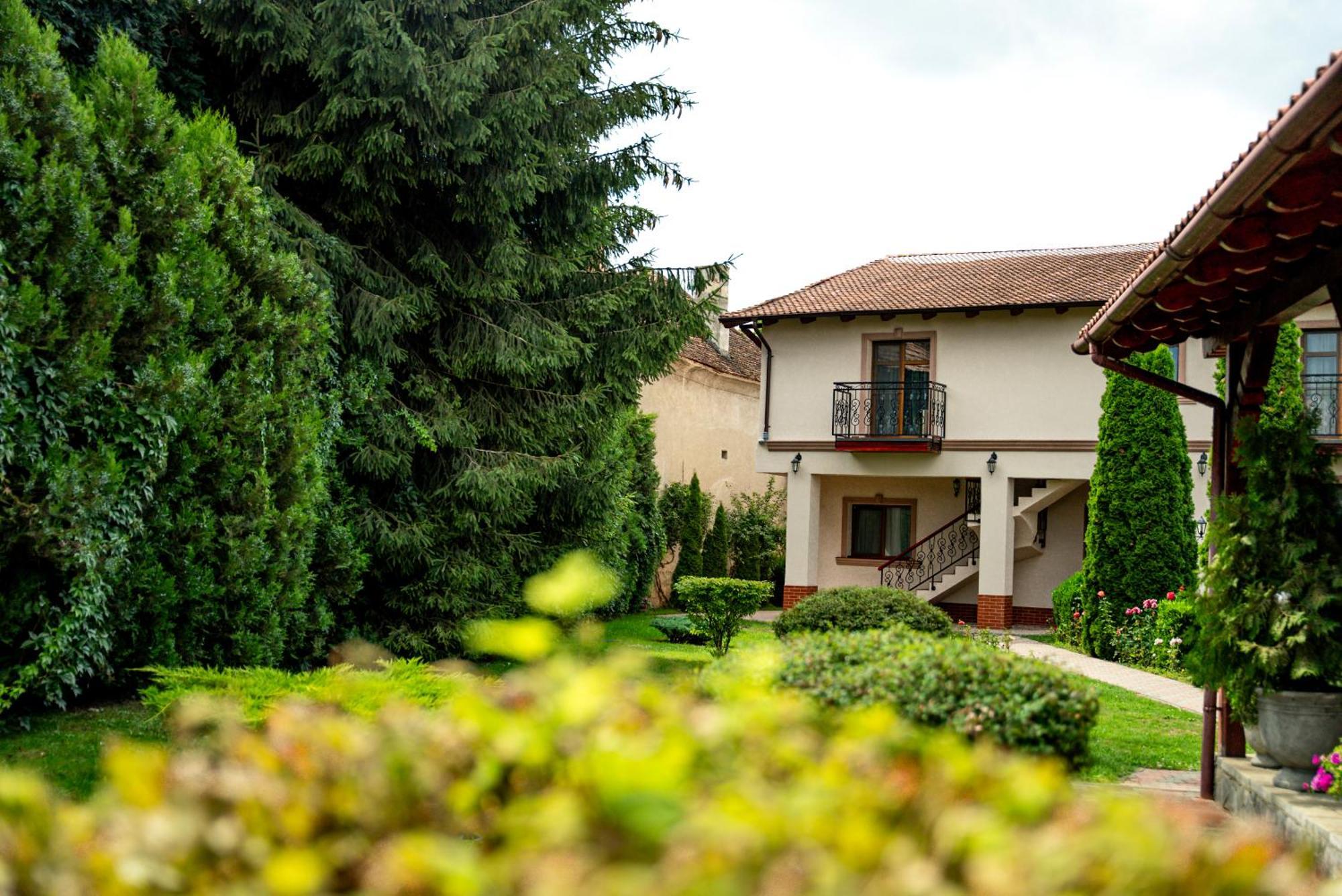 Bed and Breakfast Boutique Marlen Ghimbav Zewnętrze zdjęcie