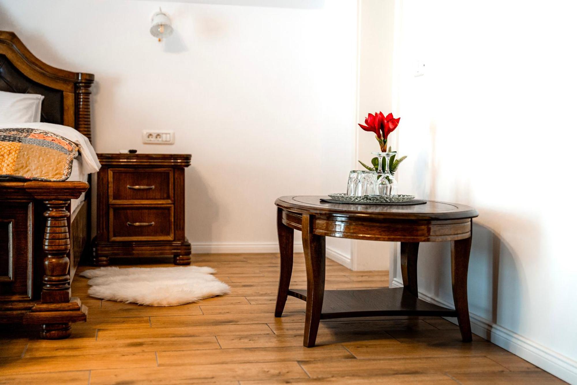 Bed and Breakfast Boutique Marlen Ghimbav Zewnętrze zdjęcie